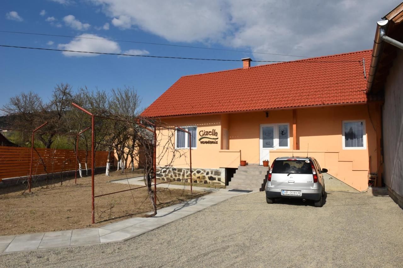 Гостевой дом Gizella vendégház Одорхею-Секуеск-25